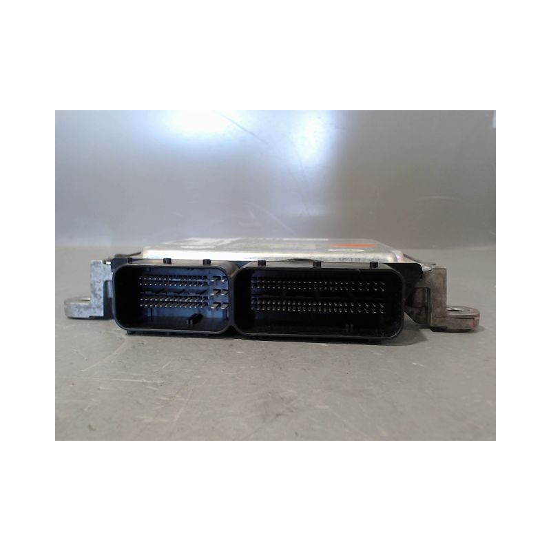 CALCULATEUR MOTEUR MERCEDES CLASSE C