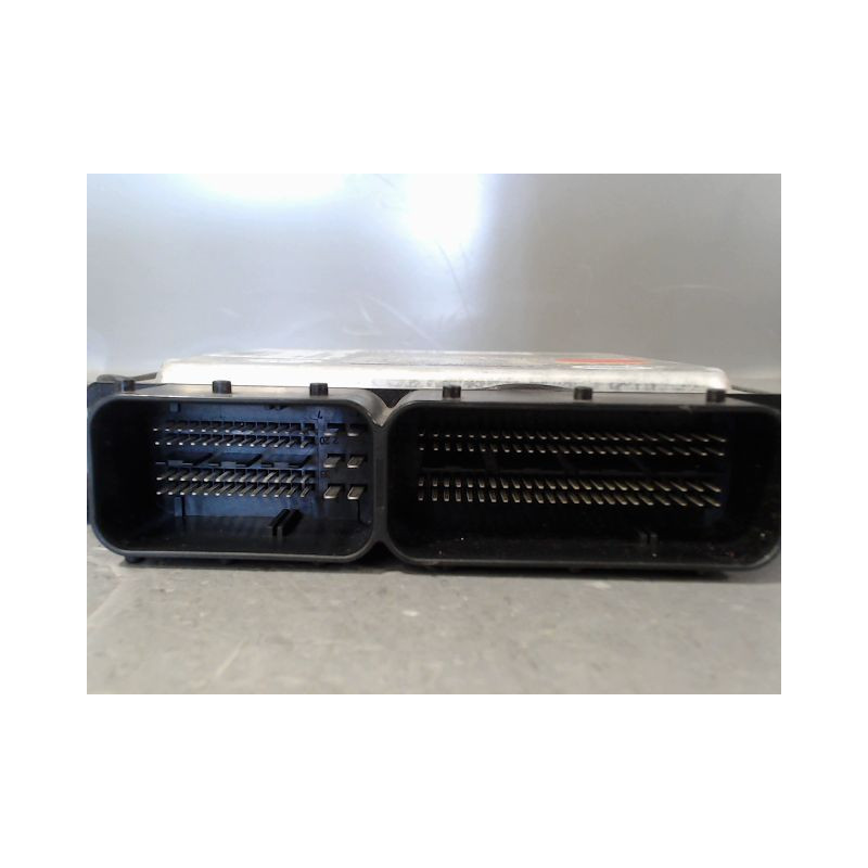 CALCULATEUR MOTEUR MERCEDES CLASSE C