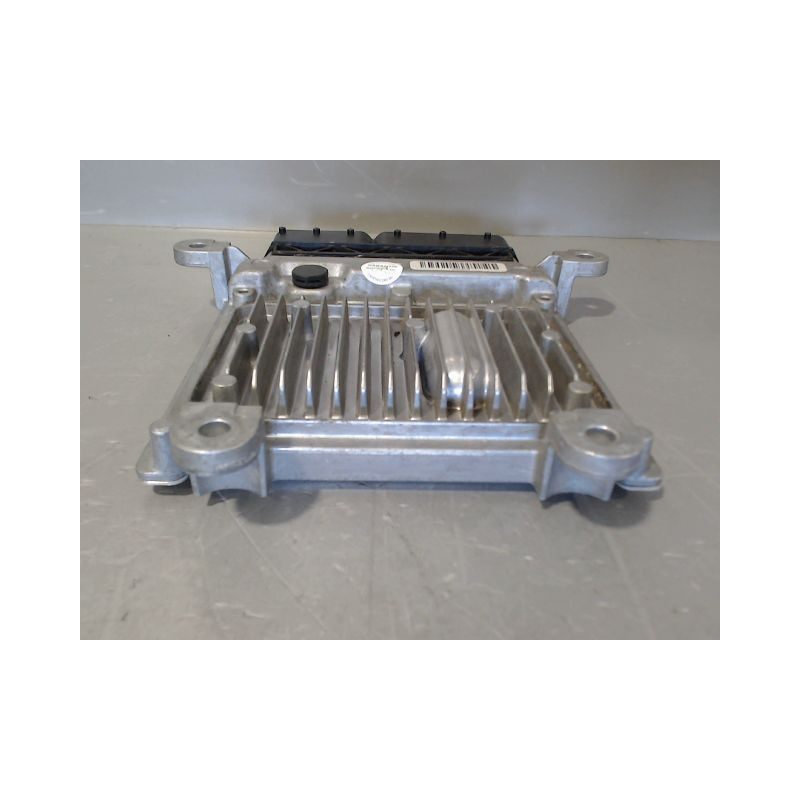CALCULATEUR MOTEUR MERCEDES CLASSE C