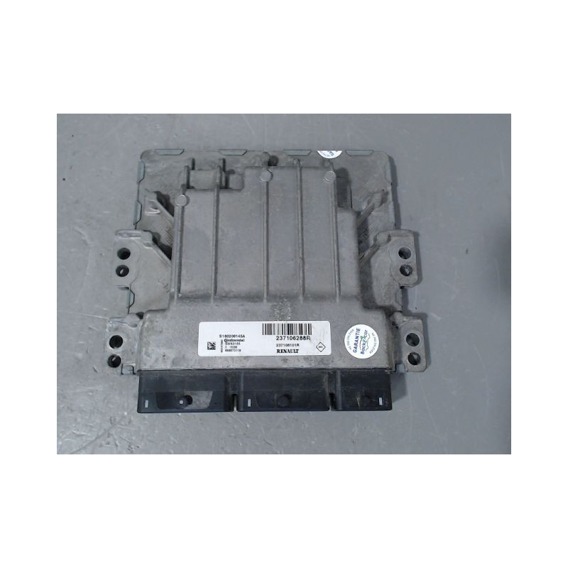 CALCULATEUR MOTEUR RENAULT MEGANE