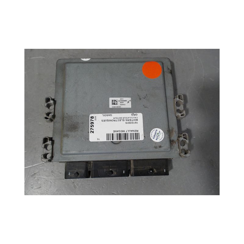 CALCULATEUR MOTEUR RENAULT MEGANE