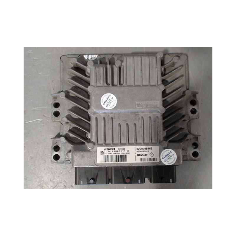 CALCULATEUR MOTEUR RENAULT CLIO