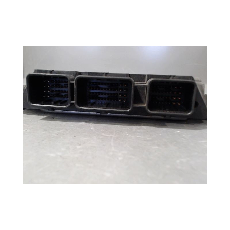 CALCULATEUR MOTEUR CITROEN BERLINGO