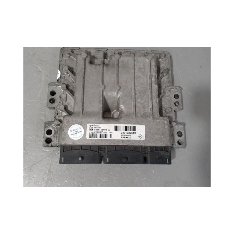 CALCULATEUR MOTEUR RENAULT MEGANE