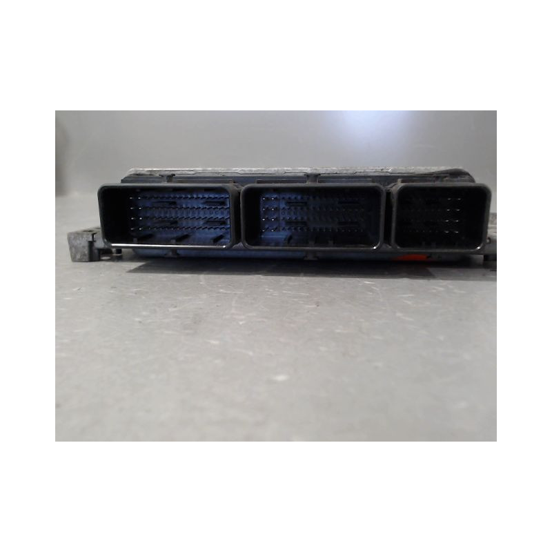 CALCULATEUR MOTEUR RENAULT MEGANE