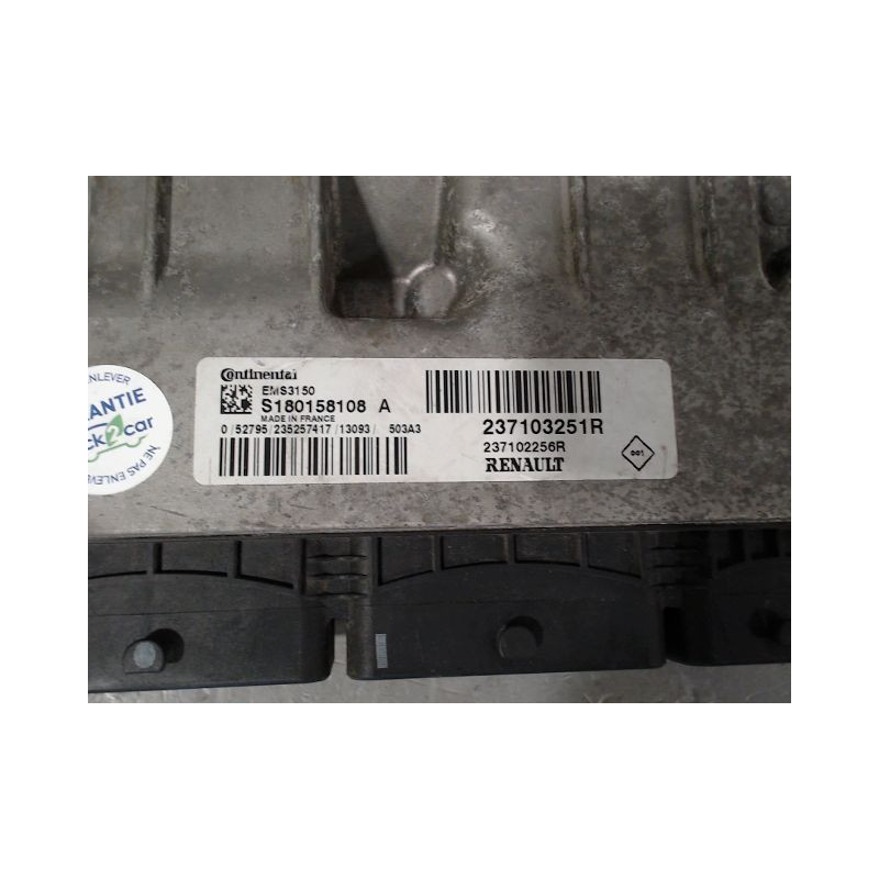 CALCULATEUR MOTEUR RENAULT MEGANE
