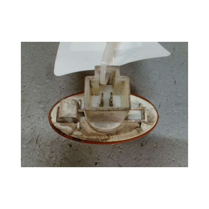 REPETITEUR AILE GAUCHE NISSAN PIXO
