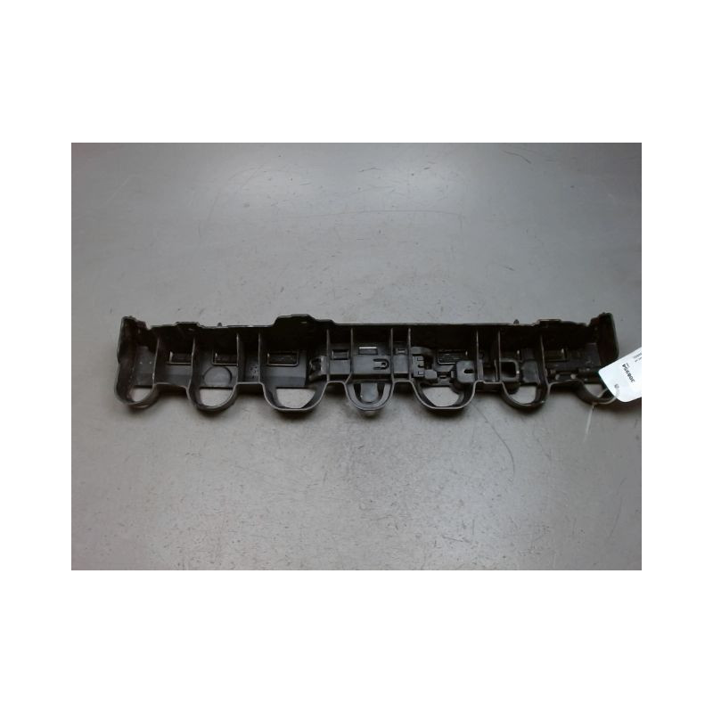 SUPPORT CENTRAL PARE-CHOC ARRIERE  RENAULT CLIO