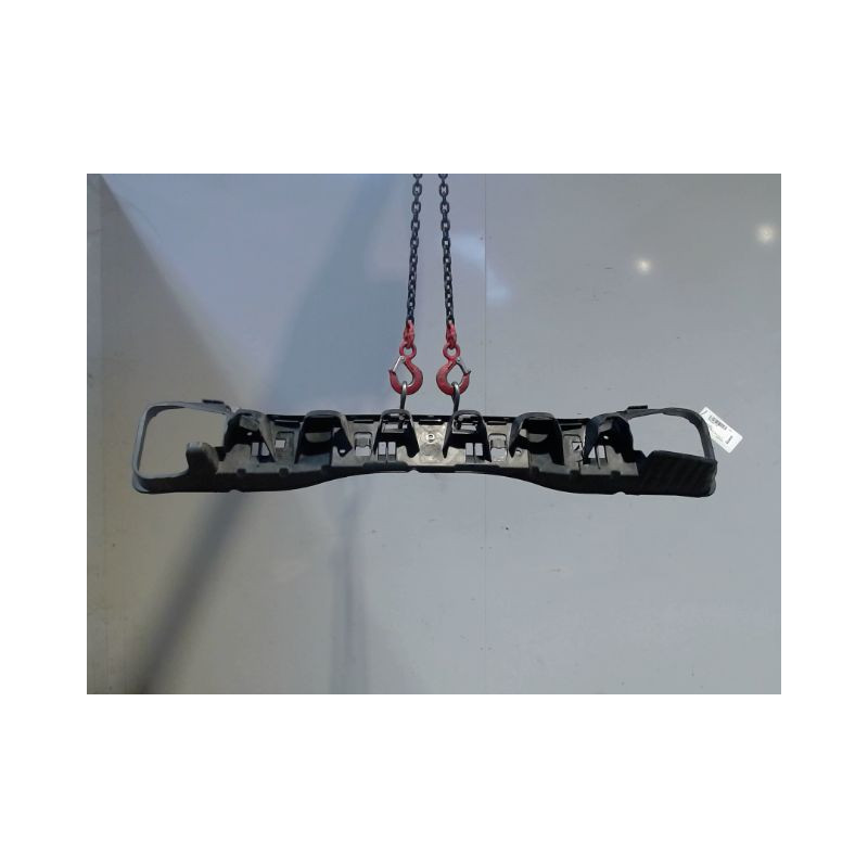 SUPPORT CENTRAL PARE-CHOC ARRIERE  PEUGEOT 208