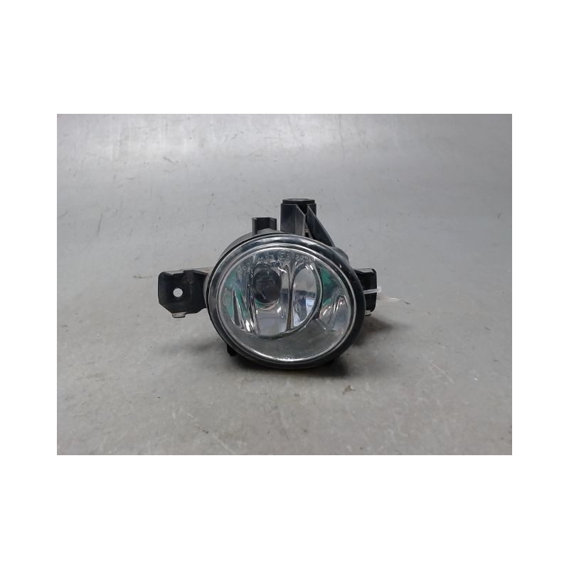 PHARE ANTIBROUILLARD AVANT DROIT B.M.W. X5
