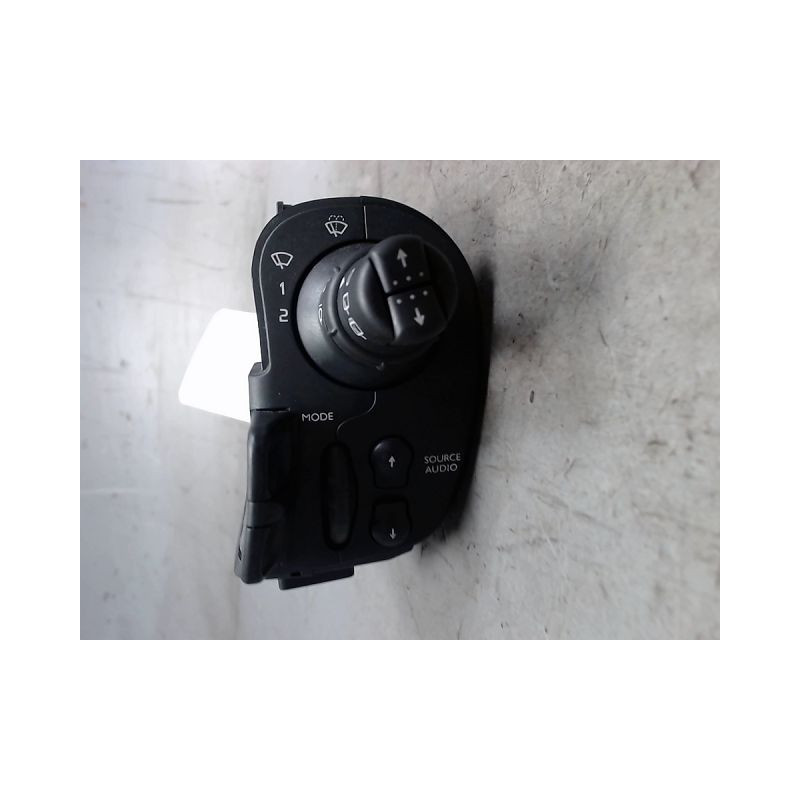 COMMANDE ESSUIE GLACE RENAULT CLIO III 2009-