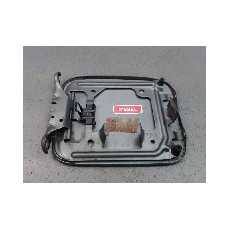 VOLET DE TRAPPE CARBURANT NISSAN JUKE Phase 1 2010-...