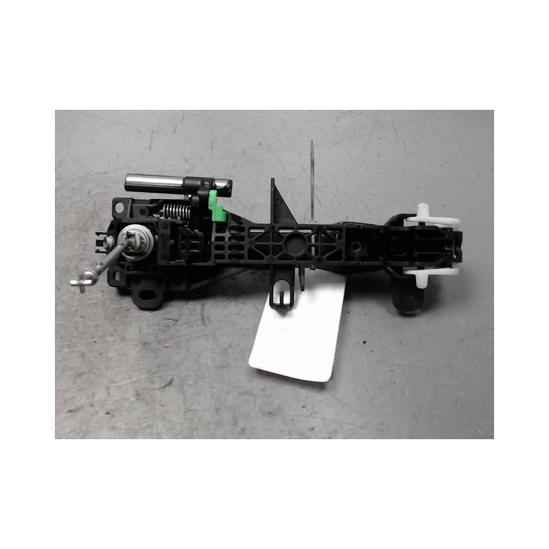 POIGNEE EXTERIEURE PORTE AVANT GAUCHE TOYOTA YARIS CRO