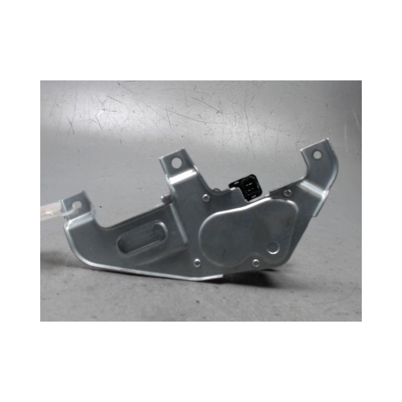 MOTEUR ESSUIE-GLACE ARRIERE OPEL AGILA