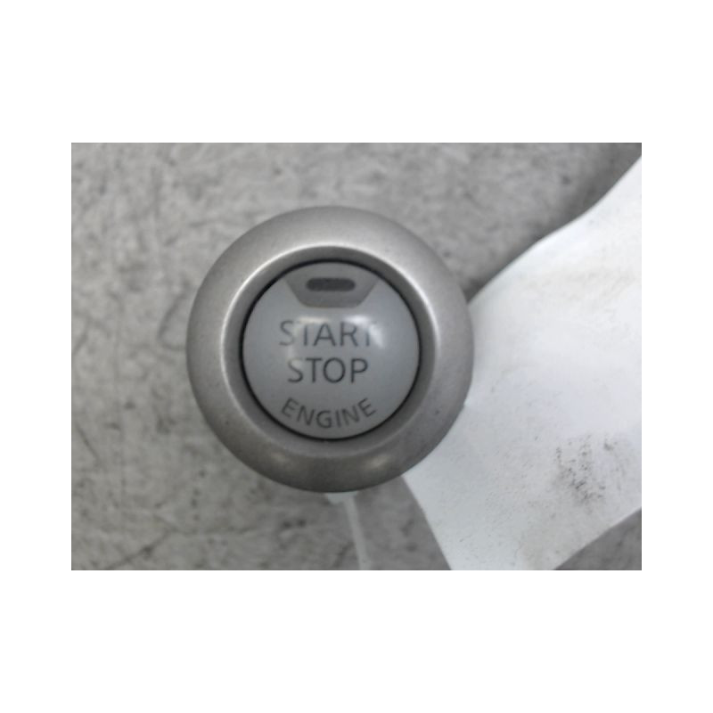 BOUTON DE DEMARRAGE NISSAN JUKE