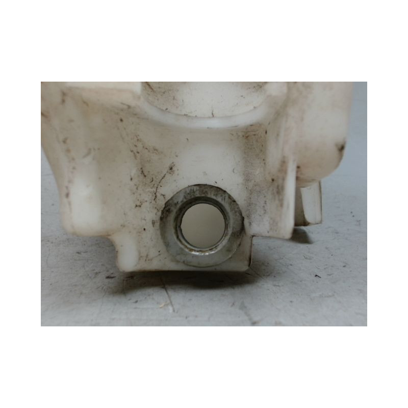 RESERVOIR LAVE-GLACE AVANT NISSAN JUKE