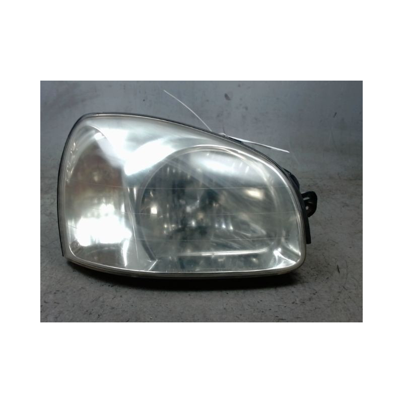 PHARE DROIT HYUNDAI SANTA FE 4X4 -00