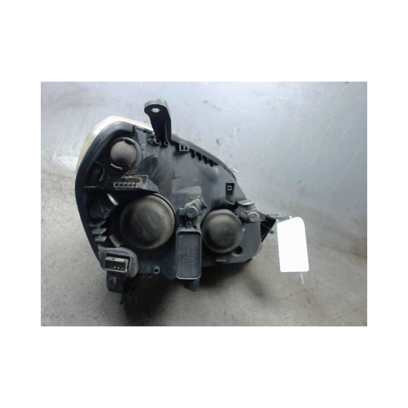 PHARE GAUCHE OPEL ZAFIRA 2005-