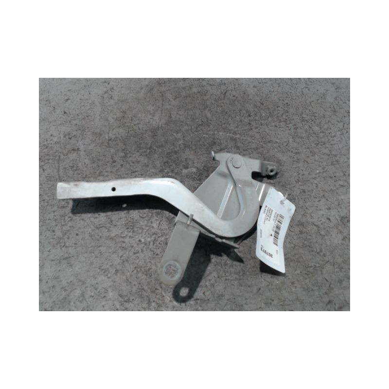 COMPAS GAUCHE CAPOT RENAULT CLIO IV