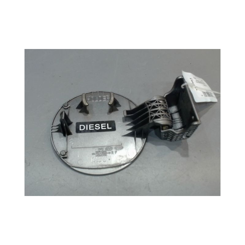 VOLET DE TRAPPE CARBURANT KIA CARENS