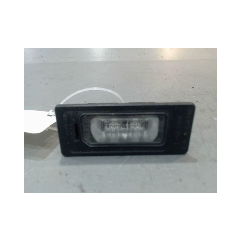 ECLAIREUR PLAQUE DE POLICE DROIT AUDI A3