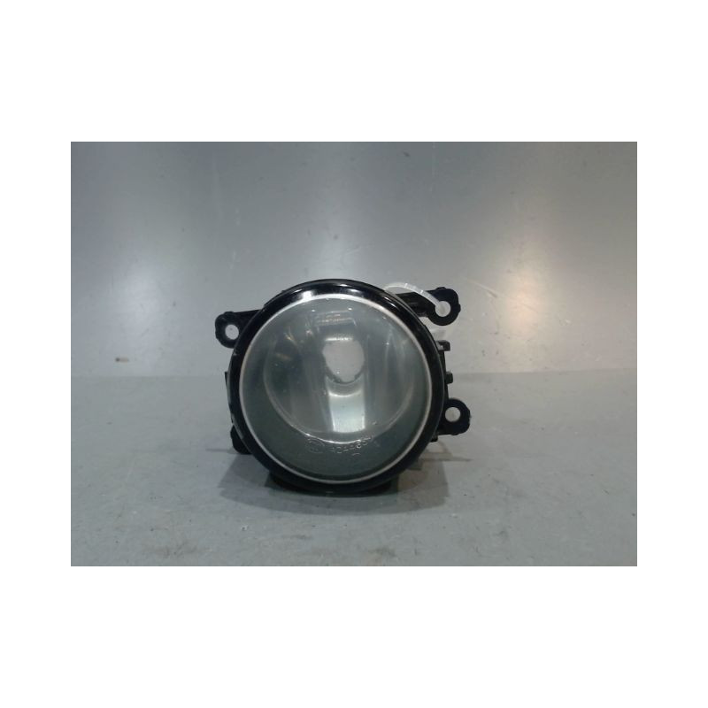 PHARE ANTIBROUILLARD AVANT DROIT OPEL AGILA