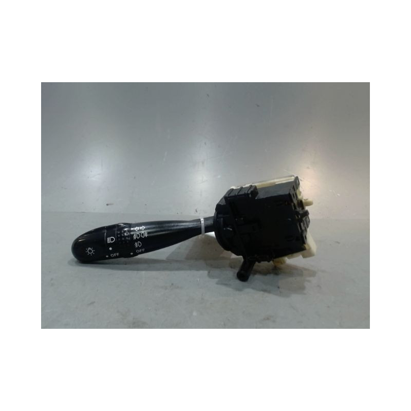 COMMANDE CLIGNOTANT TOYOTA YARIS