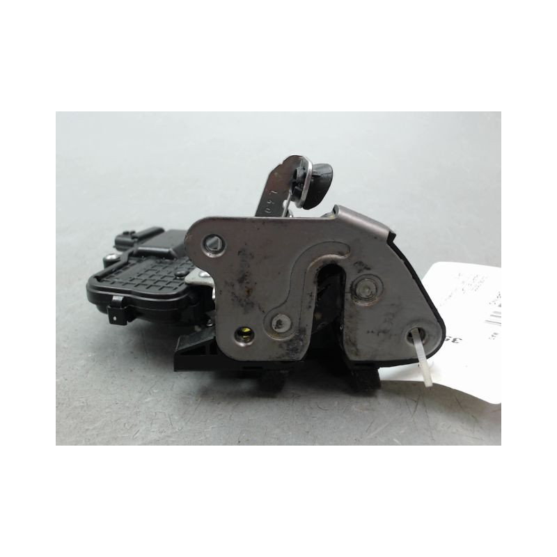 SYSTEME CONDAMNATION ARRIERE GAUCHE DACIA SPRING