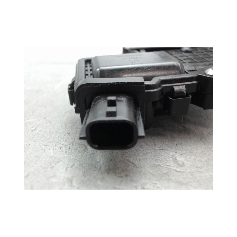 SYSTEME CONDAMNATION ARRIERE GAUCHE DACIA SPRING