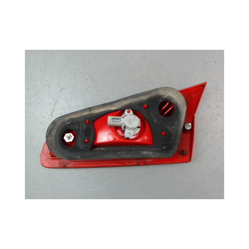 FEU ARRIERE INTERIEUR GAUCHE ALFA ROMEO 147 Phase 2 2004-2010