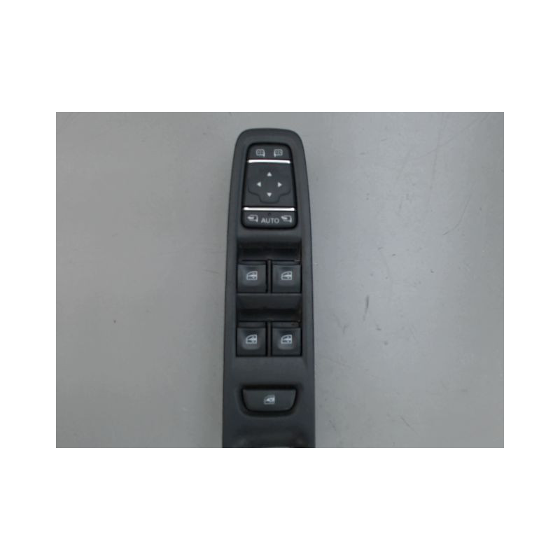 COMMANDE LEVE-GLACE PORTE AVG RENAULT CLIO