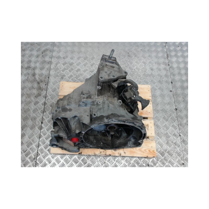 BOITE A VITESSE MECANIQUE FORD MONDEO 1.8 TDCi