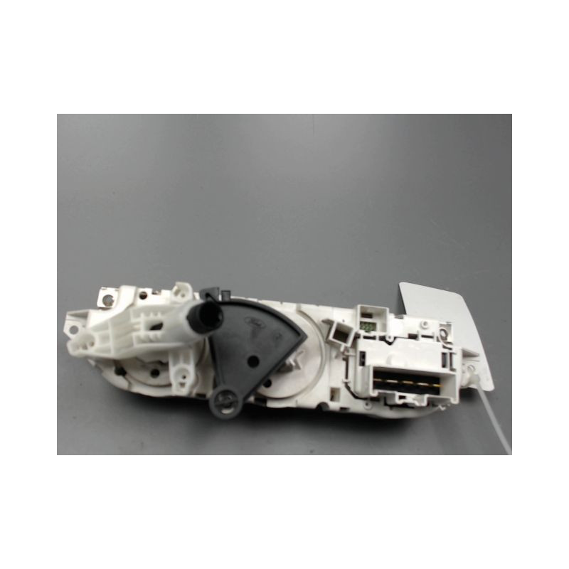 COMMANDE DE CHAUFFAGE FORD FOCUS