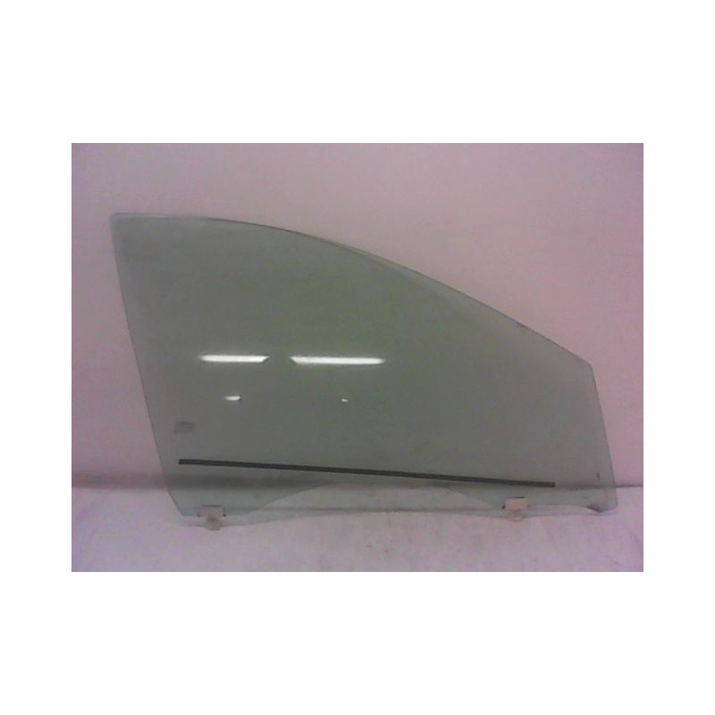 GLACE PORTE AVD RENAULT MEGANE