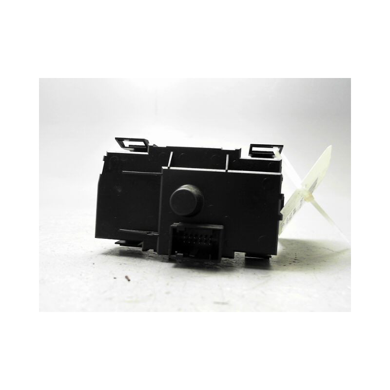 INTERIEUR COMMANDE PHARES BMW SERIE 3 BERL. V Phase 1 (E90) 2005-2008
