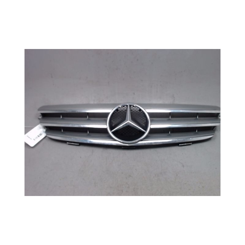 CALANDRE MERCEDES CLK