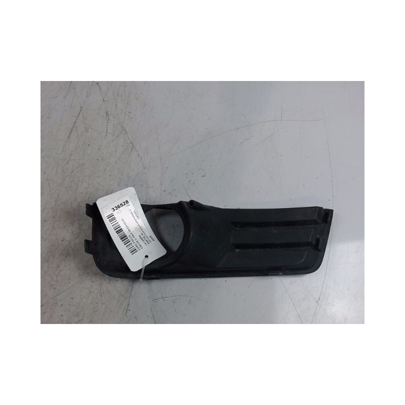 OBTURATEUR PHARE ADDITIONNEL PARE-CHOC AVG FORD FOCUS C-MAX 03-07