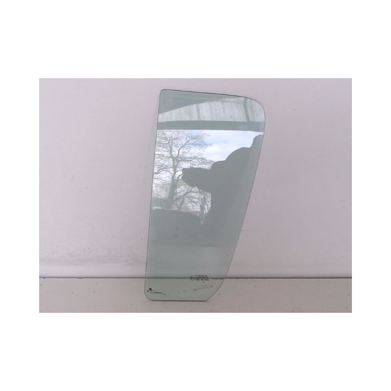 GLACE ARRIERE CUSTODE GAUCHE SUZUKI SWIFT