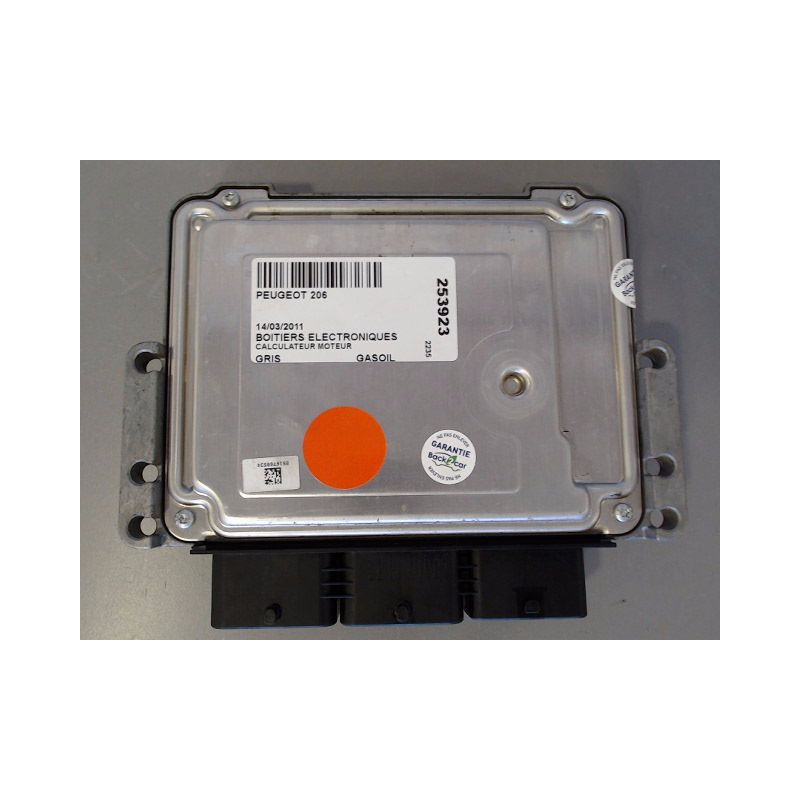 CALCULATEUR MOTEUR PEUGEOT 206