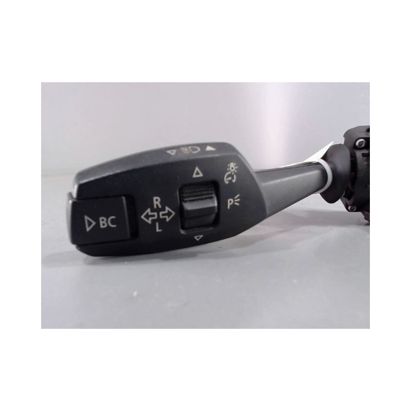 COMMANDE CLIGNOTANT B.M.W. SERIE 1
