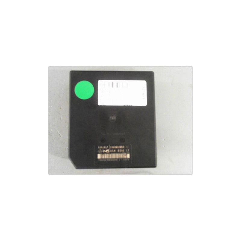 BOITE A FUSIBLES RENAULT MEGANE III 08-12