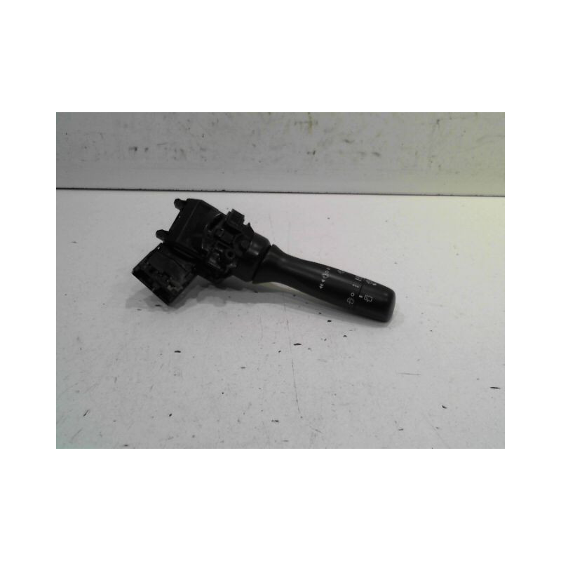 COMMANDE ESSUIE GLACE TOYOTA YARIS
