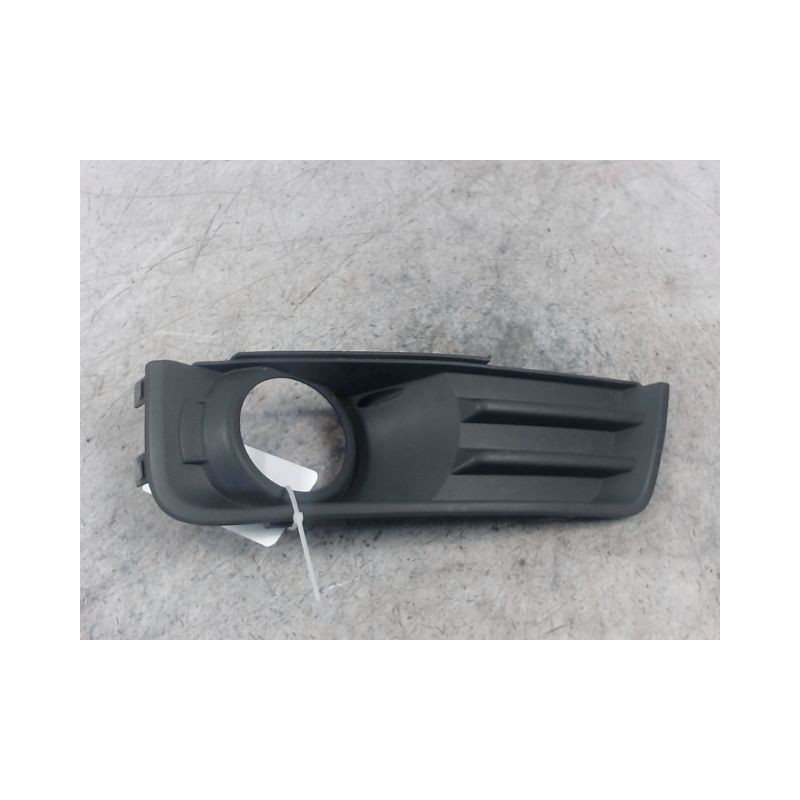 OBTURATEUR PHARE ADDITIONNEL PARE-CHOC AVD FORD FOCUS C-MAX 03-07