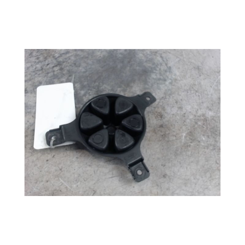 OBTURATEUR PHARE ADDITIONNEL PARE-CHOC AVG FORD KA 2008-