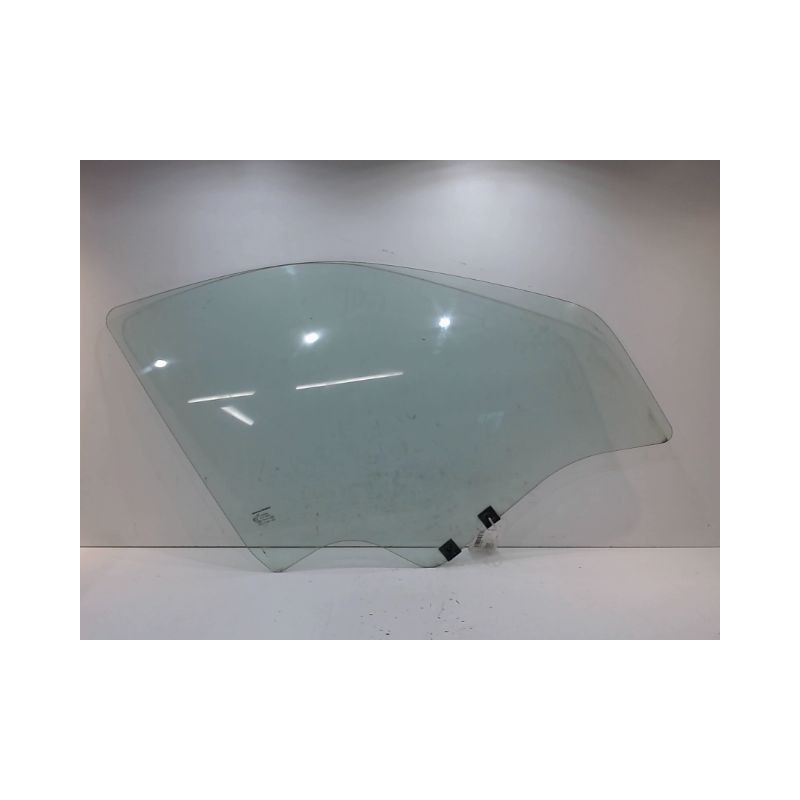 GLACE PORTE AVD DACIA LOGAN