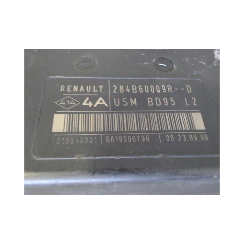 BOITE A FUSIBLES RENAULT MEGANE III 2008-