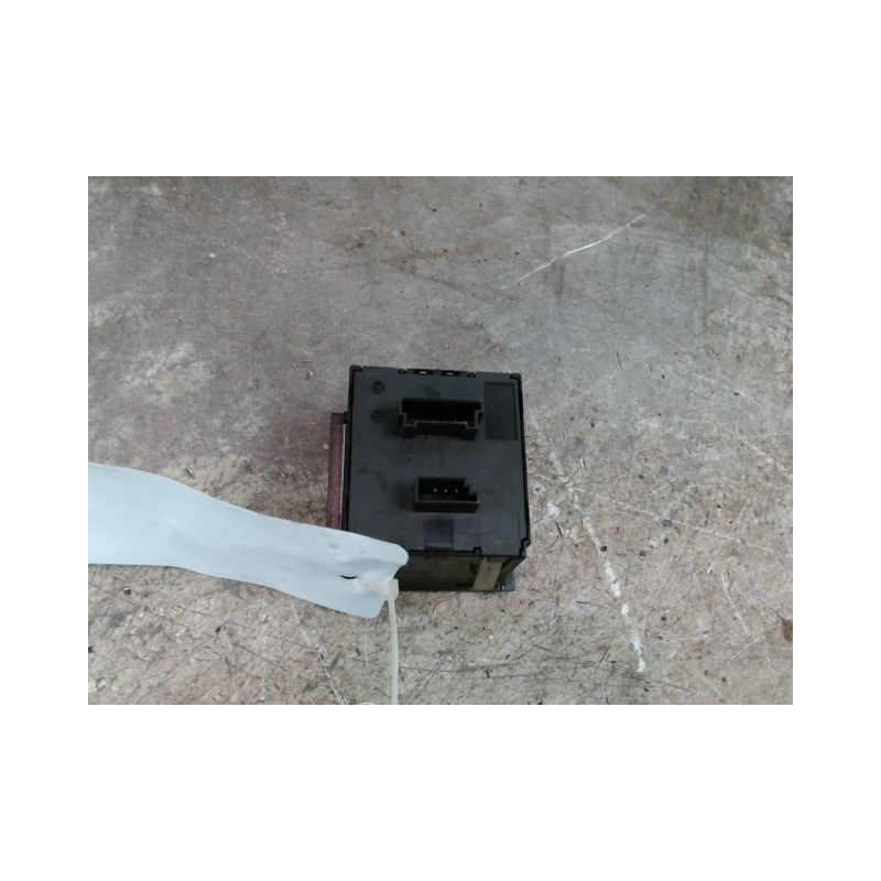BOUTON DE WARNING BMW SERIE 3 (E90) 2005-