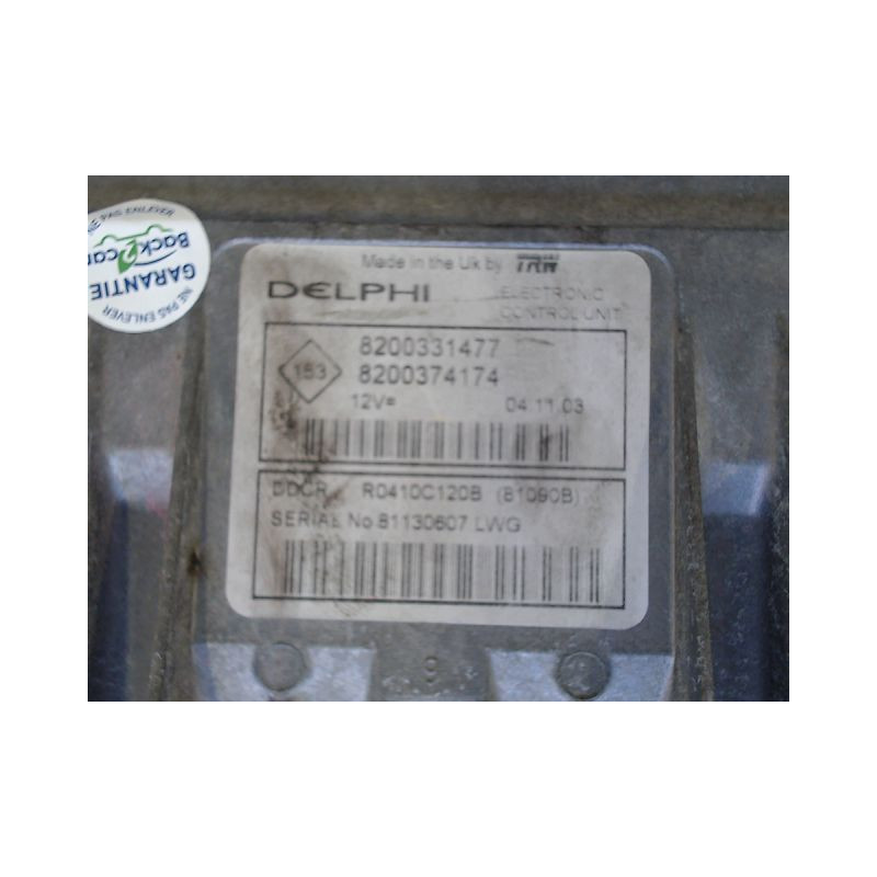 CALCULATEUR MOTEUR RENAULT CLIO
