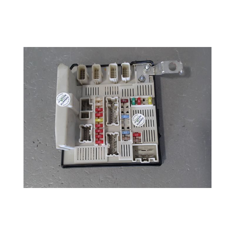 BOITE A FUSIBLES RENAULT MEGANE II PH2 2006-