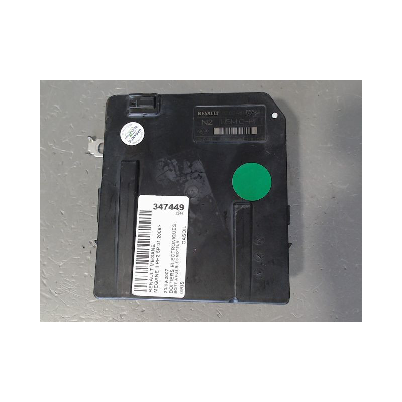 BOITE A FUSIBLES RENAULT MEGANE II PH2 2006-